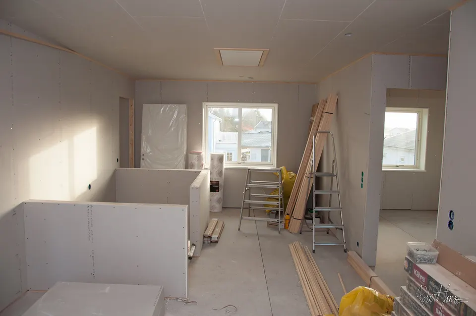 Upstair stair - drywalled