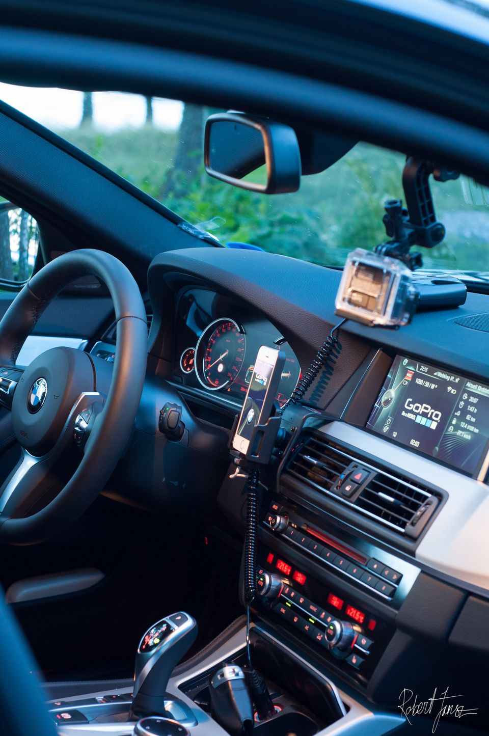 BMW Connected drive with go pro app