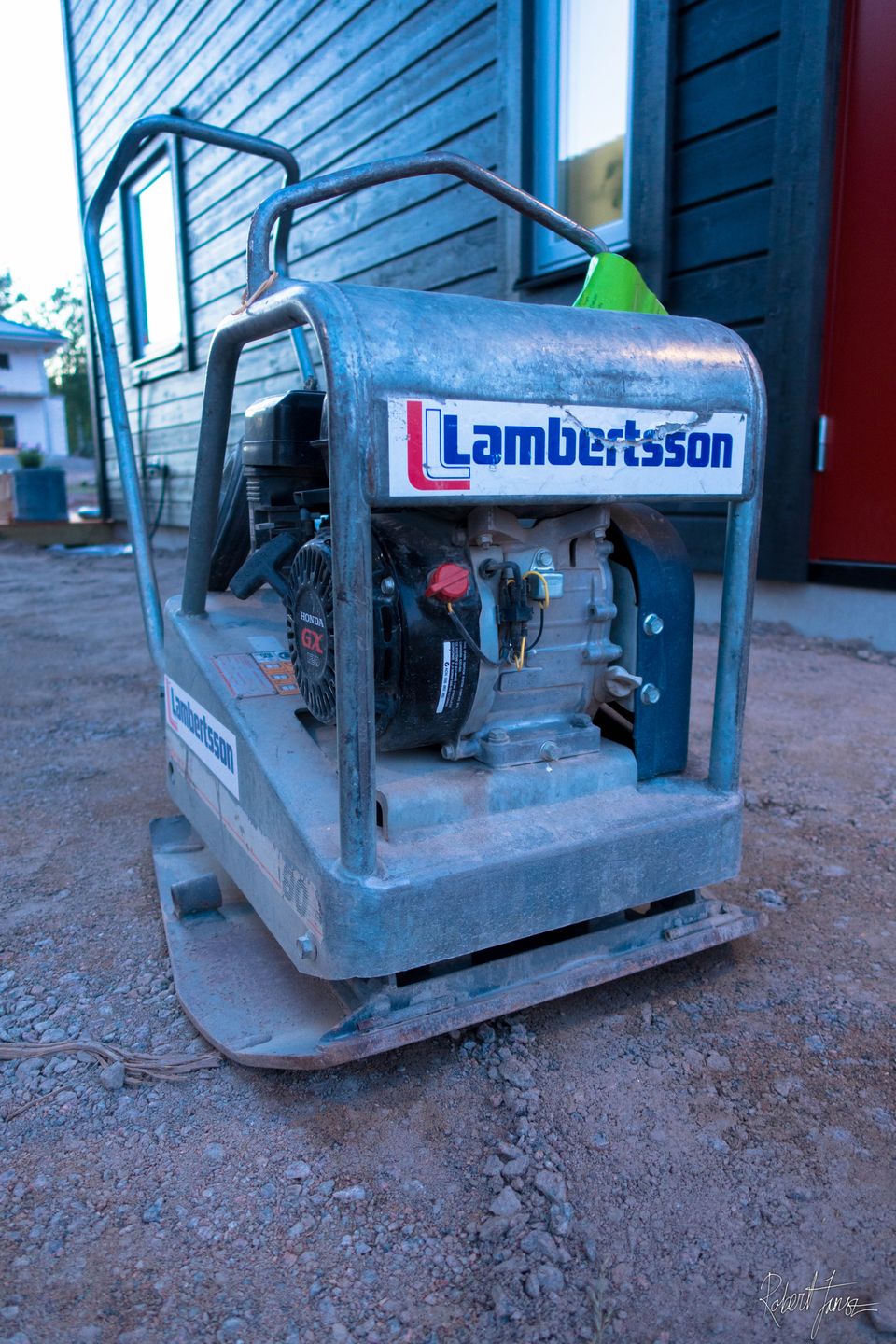 vibratory plate