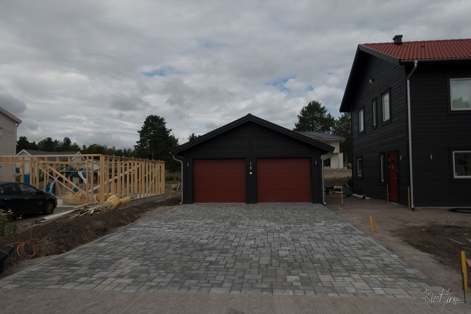 Paver driveway finished