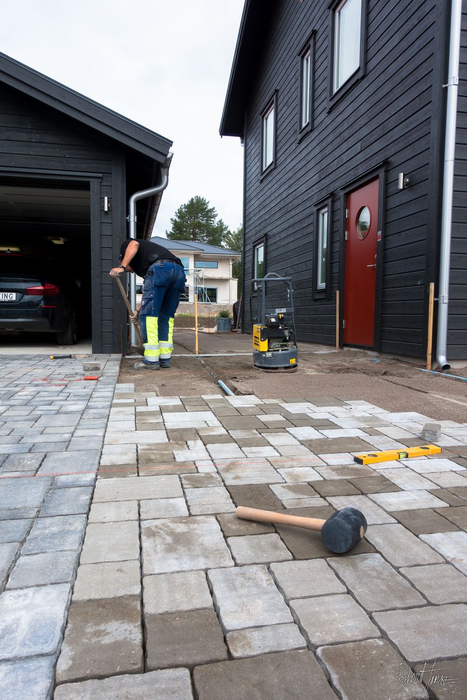 Beginning fixing the fantasi grey paving stone