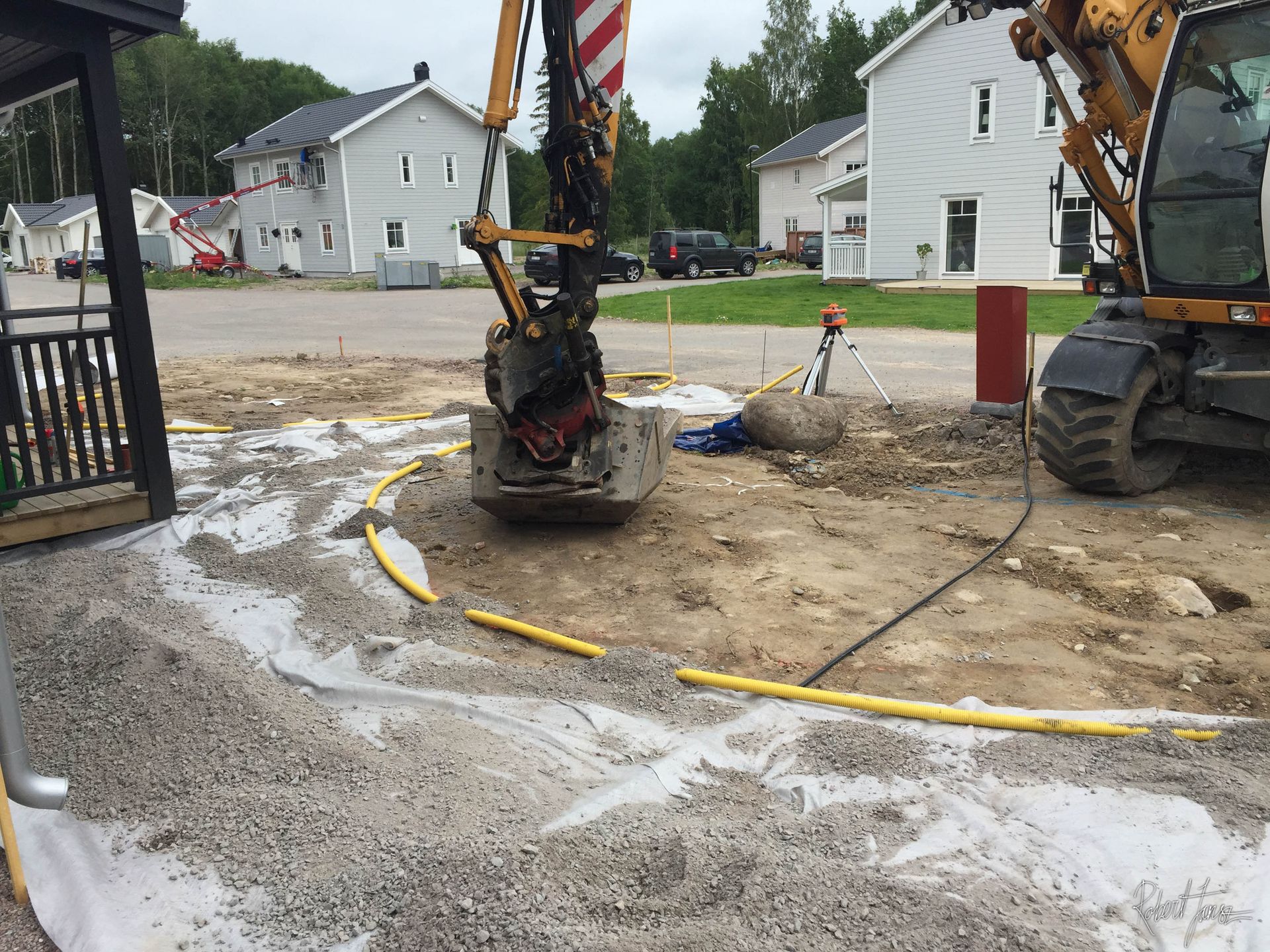 Preparation for paving with excavator