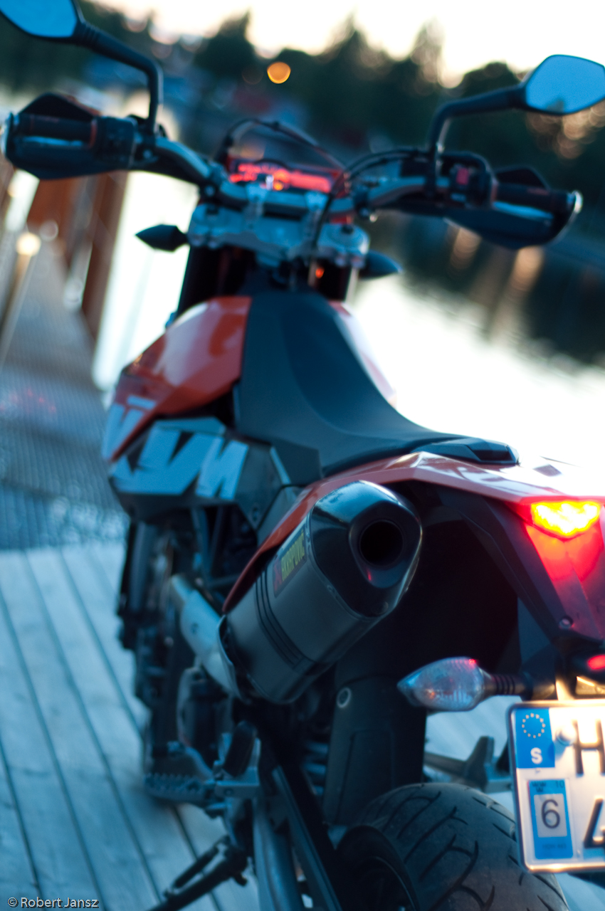 KTM 690 SMC closeup